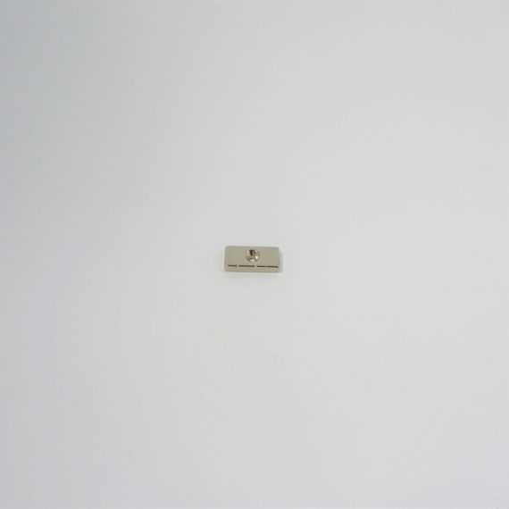 Magnet UltraLB18 Picture
